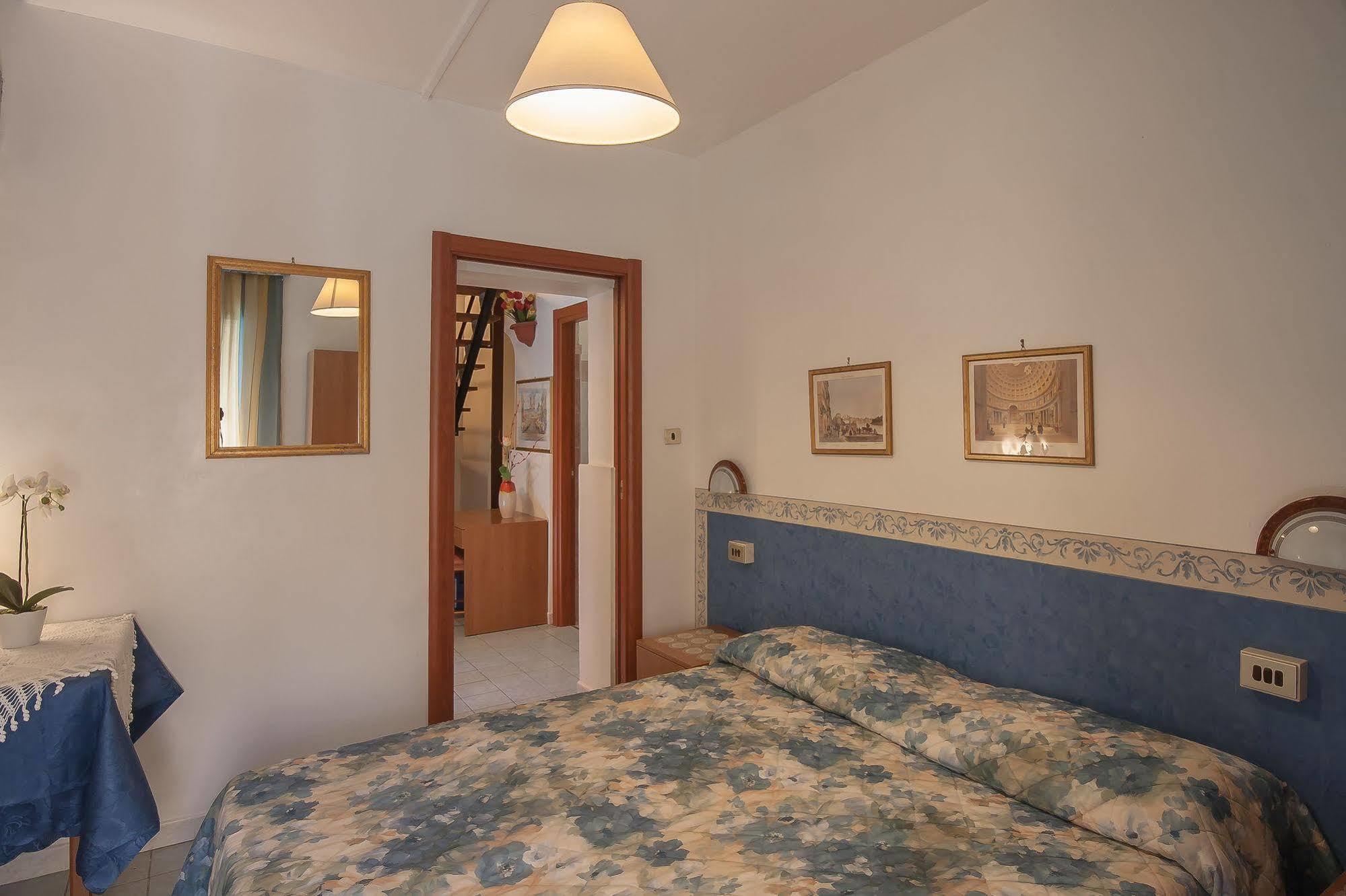 Hotel Tirreno Rome Bilik gambar
